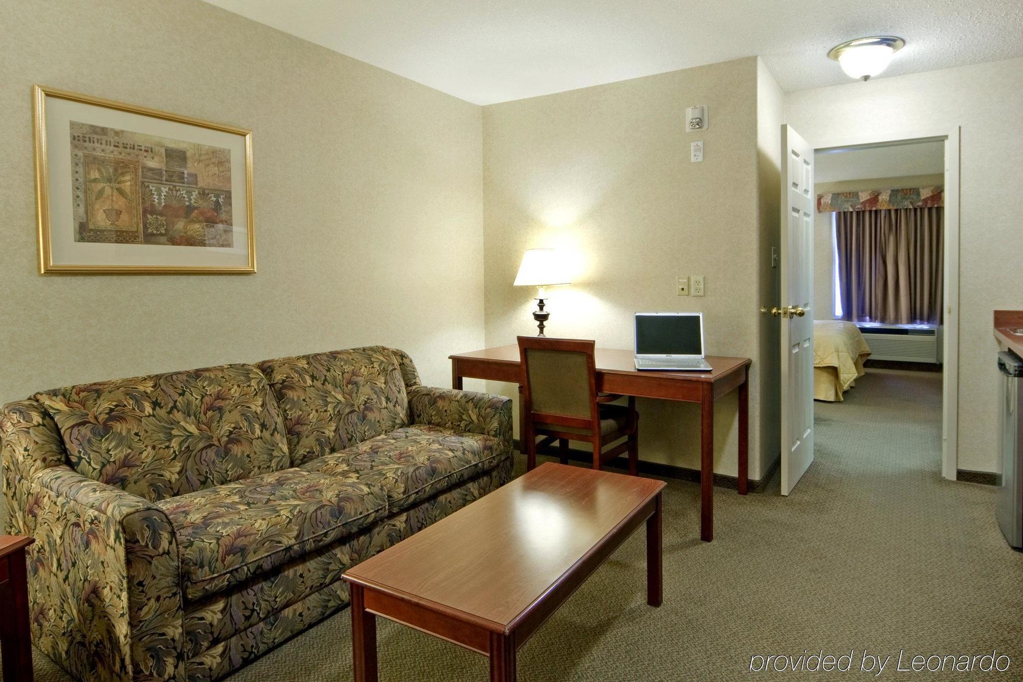 Comfort Inn & Suites University Калгари Номер фото