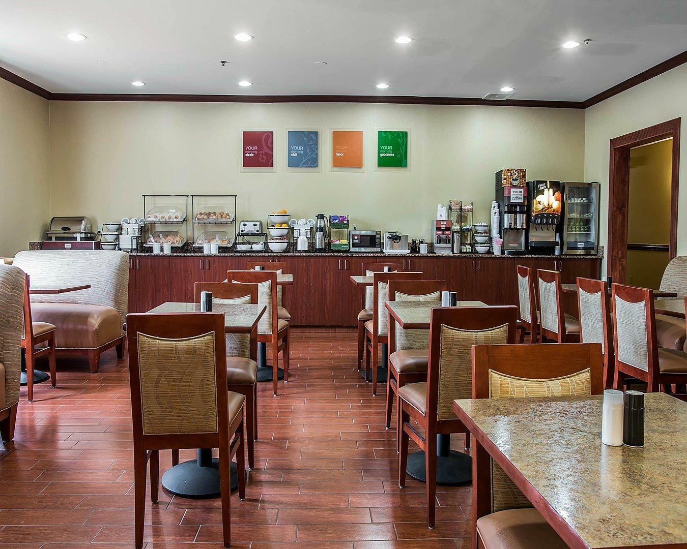 Comfort Inn & Suites University Калгари Экстерьер фото